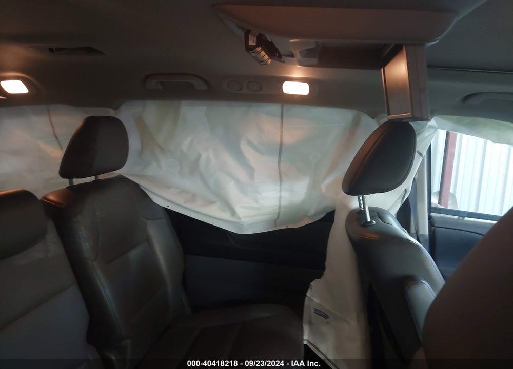 2016 HONDA ODYSSEY EX-L VIN: 5FNRL5H61GB157181
