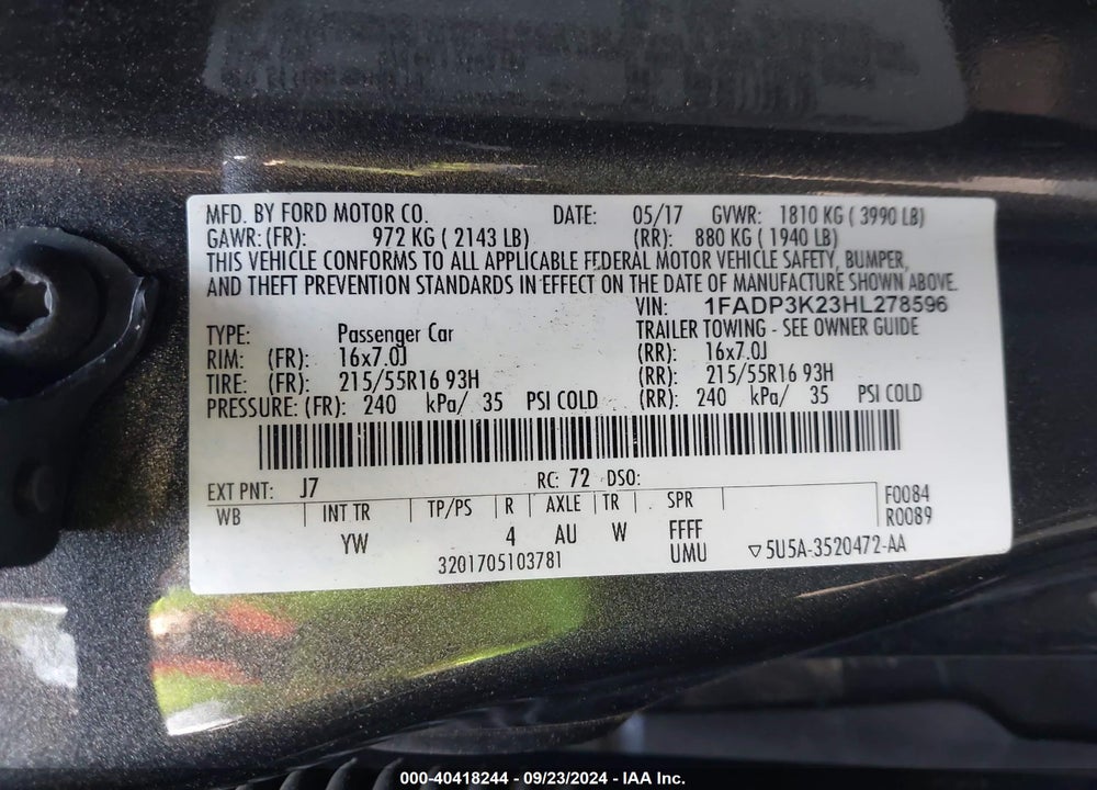 2017 FORD FOCUS SE VIN: 1FADP3K23HL278596
