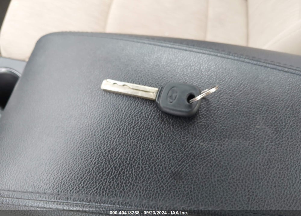 2013 HYUNDAI SONATA GLS VIN: 5NPEB4AC9DH794151
