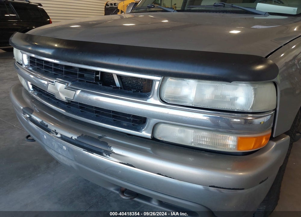 2002 CHEVROLET SUBURBAN 1500 LT VIN: 1GNFK16Z92J248008