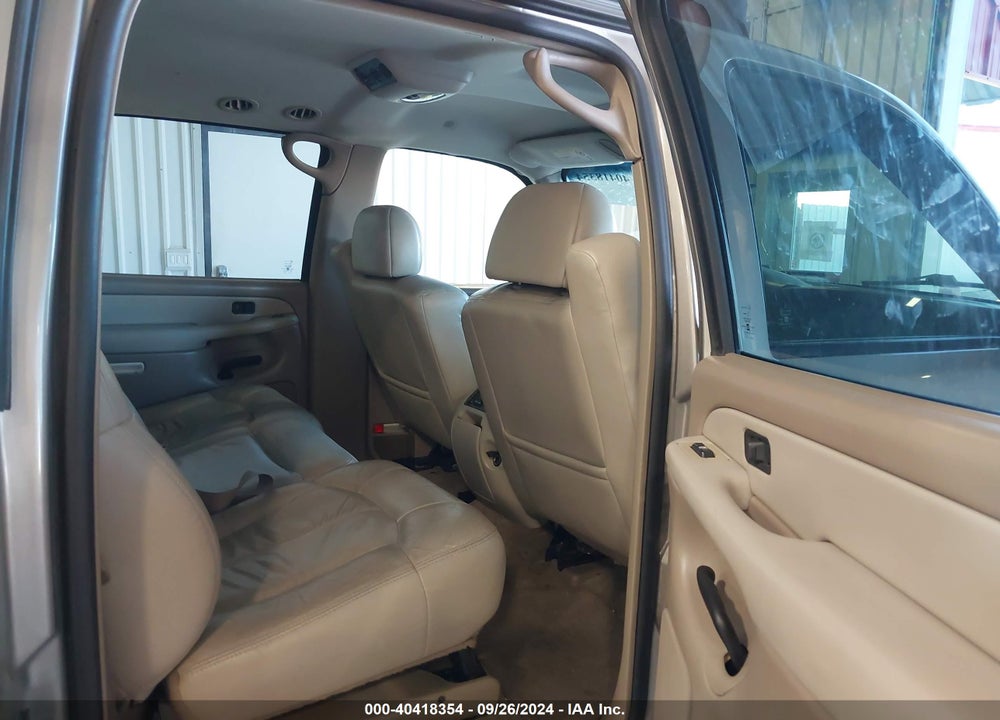 2002 CHEVROLET SUBURBAN 1500 LT VIN: 1GNFK16Z92J248008
