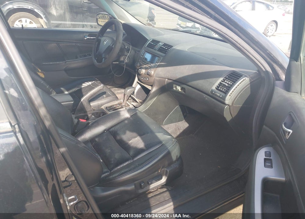 2007 HONDA ACCORD 3.0 EX VIN: 1HGCM66517A058924