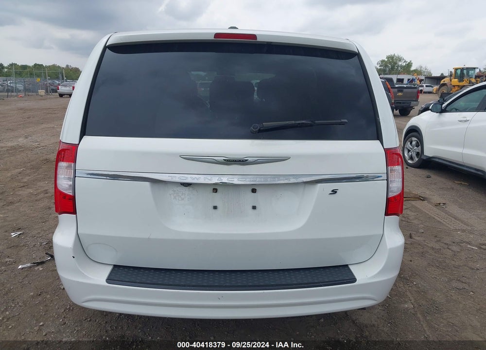 2015 CHRYSLER TOWN & COUNTRY S VIN: 2C4RC1HG3FR584253