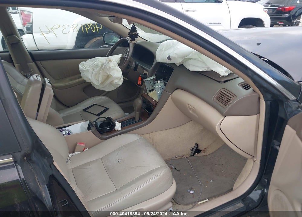 2000 LEXUS ES 300 VIN: JT8BF28G2Y0251682