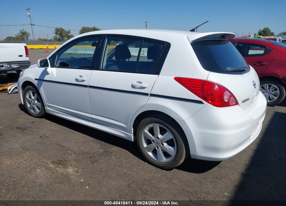 2011 NISSAN VERSA 1.8SL VIN: 3N1BC1CP8BL457310