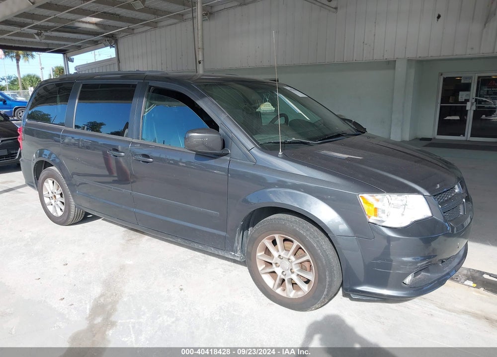 2011 DODGE GRAND CARAVAN R/T VIN: 2D4RN7DG4BR711138
