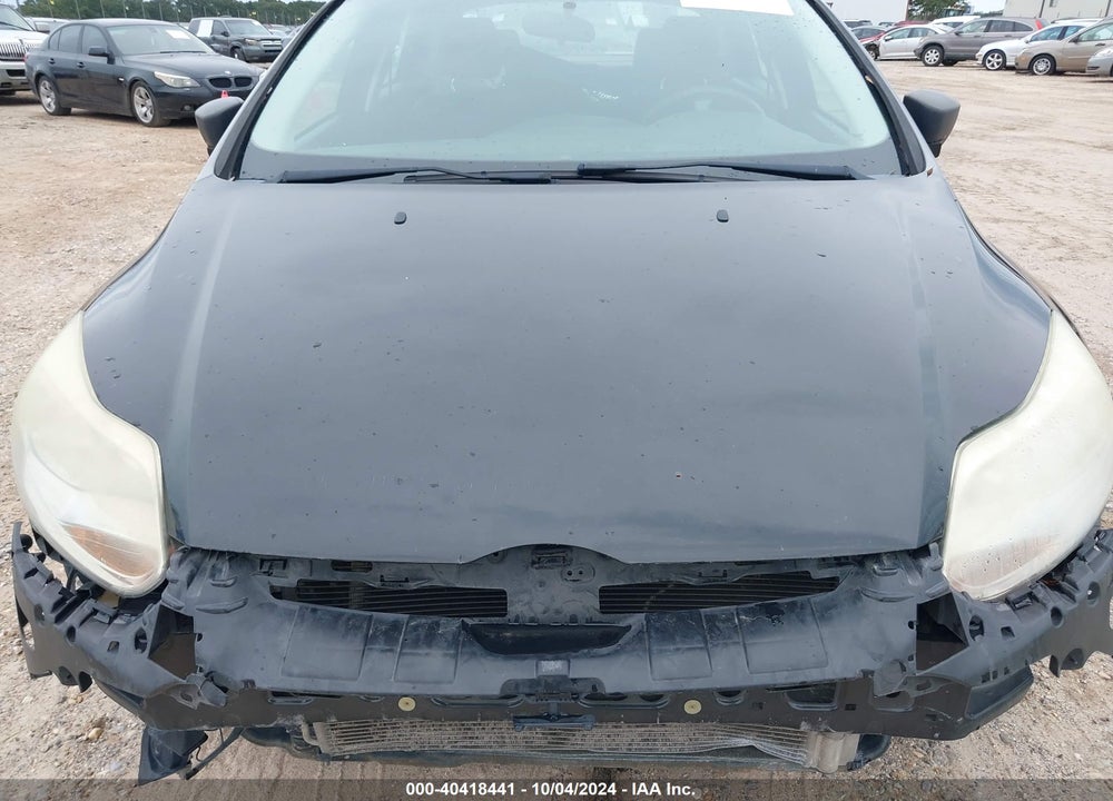 2013 FORD FOCUS VIN: 1FADP3E29DL203522