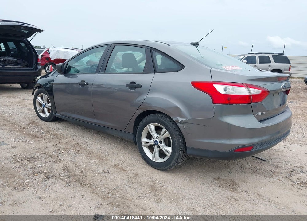 2013 FORD FOCUS VIN: 1FADP3E29DL203522