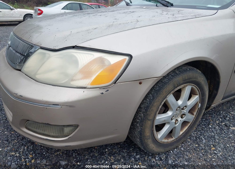 2000 TOYOTA AVALON XLS VIN: 4T1BF28B6YU038681