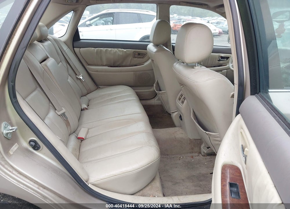 2000 TOYOTA AVALON XLS VIN: 4T1BF28B6YU038681