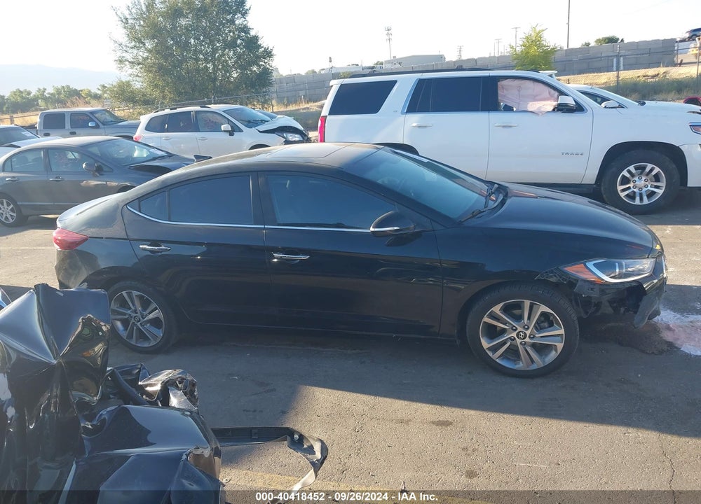 2017 HYUNDAI ELANTRA LIMITED/SE/VALUE EDITION VIN: KMHD84LFXHU269236