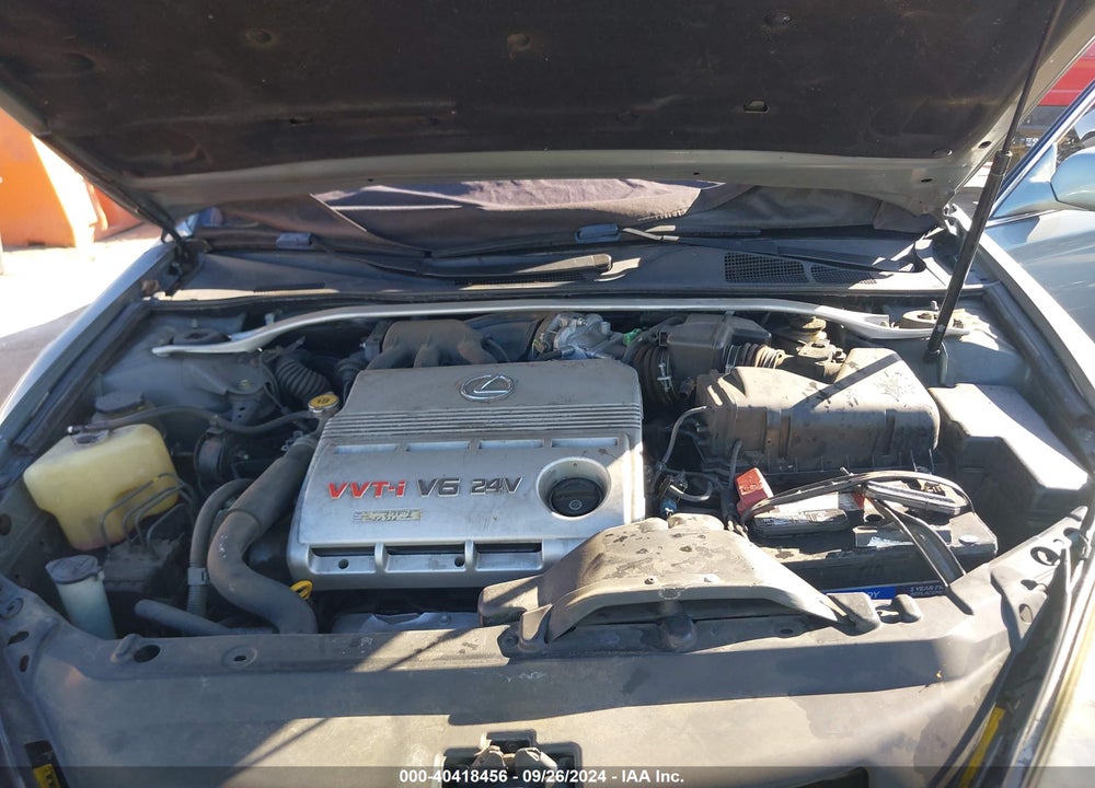 2002 LEXUS ES 300 VIN: JTHBF30G120064684
