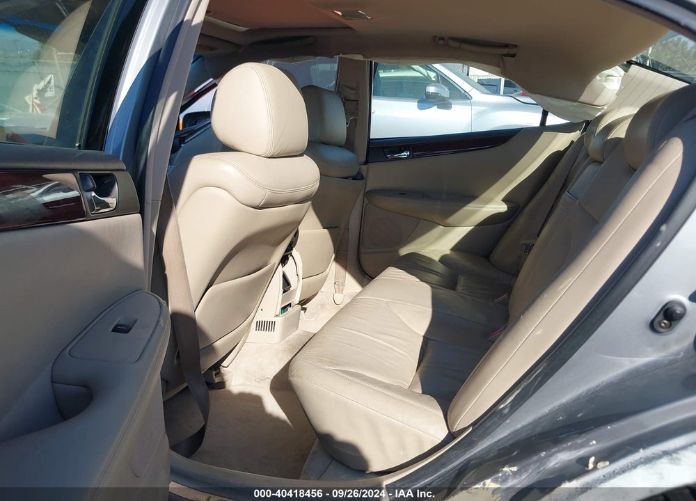 2002 LEXUS ES 300 VIN: JTHBF30G120064684
