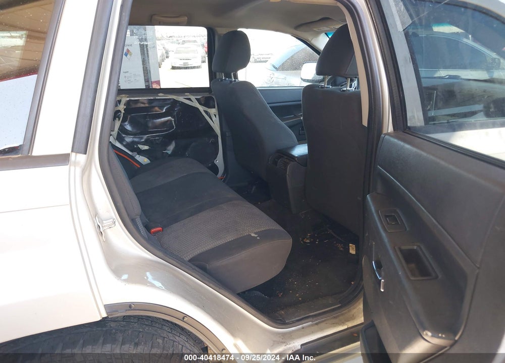 2010 JEEP GRAND CHEROKEE LAREDO VIN: 1J4PR4GKXAC130865