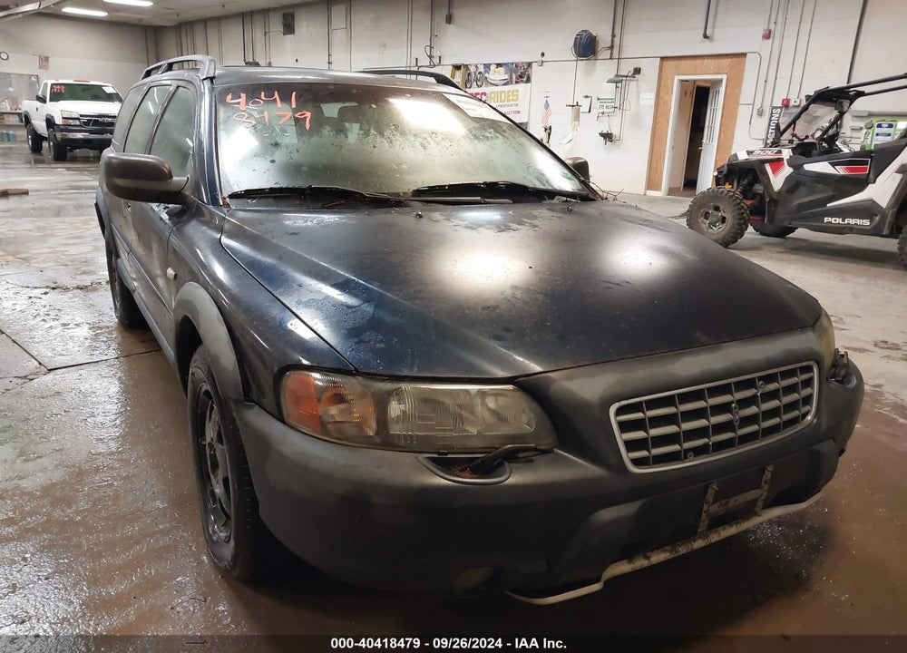 2001 VOLVO V70 XC VIN: YV1SZ58D711038706