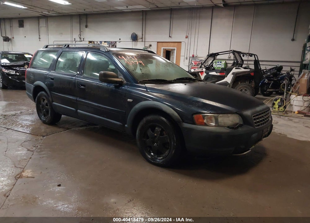 2001 VOLVO V70 XC VIN: YV1SZ58D711038706
