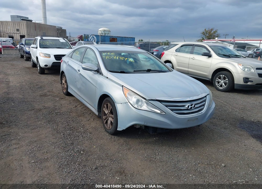 2014 HYUNDAI SONATA GLS VIN: 5NPEB4AC4EH930154