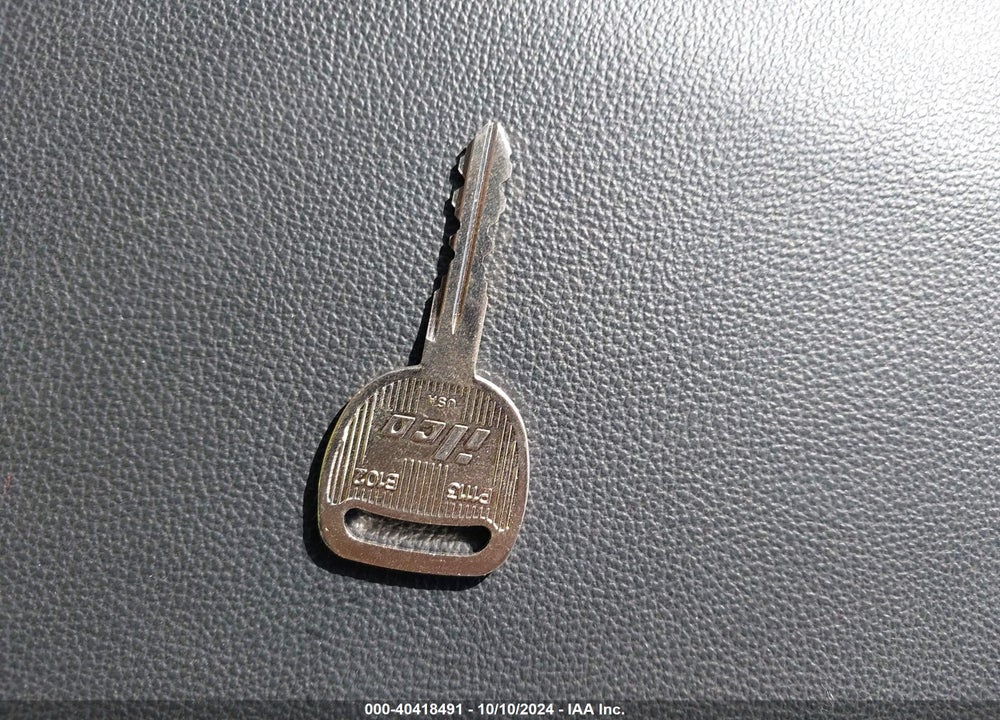 2003 CHEVROLET IMPALA LS VIN: 2G1WH52K939222229
