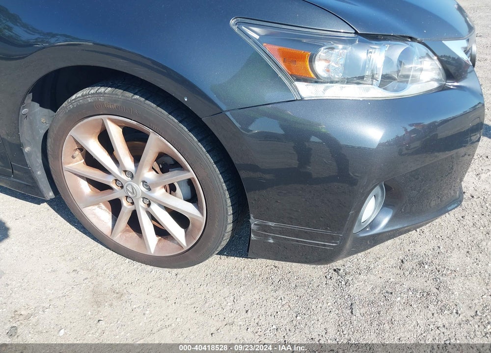 2011 LEXUS CT 200H PREMIUM VIN: JTHKD5BH9B2011047