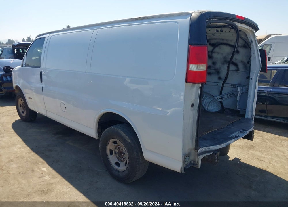 2005 CHEVROLET EXPRESS VIN: 1GCGG25V251261996