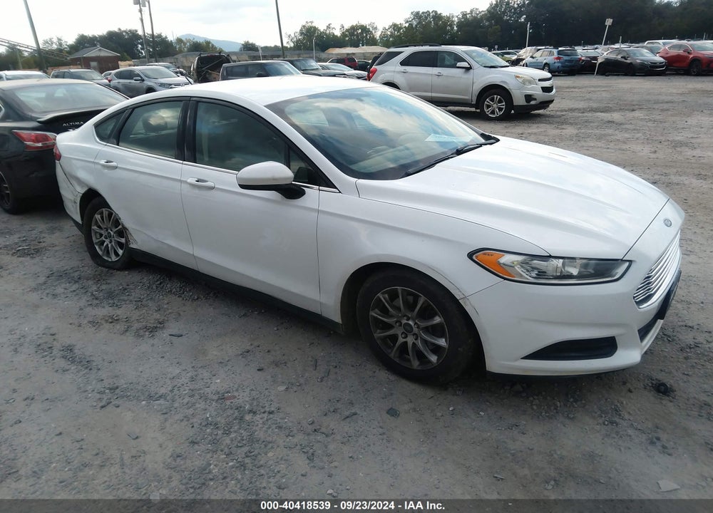 2015 FORD FUSION S VIN: 3FA6P0G70FR275584