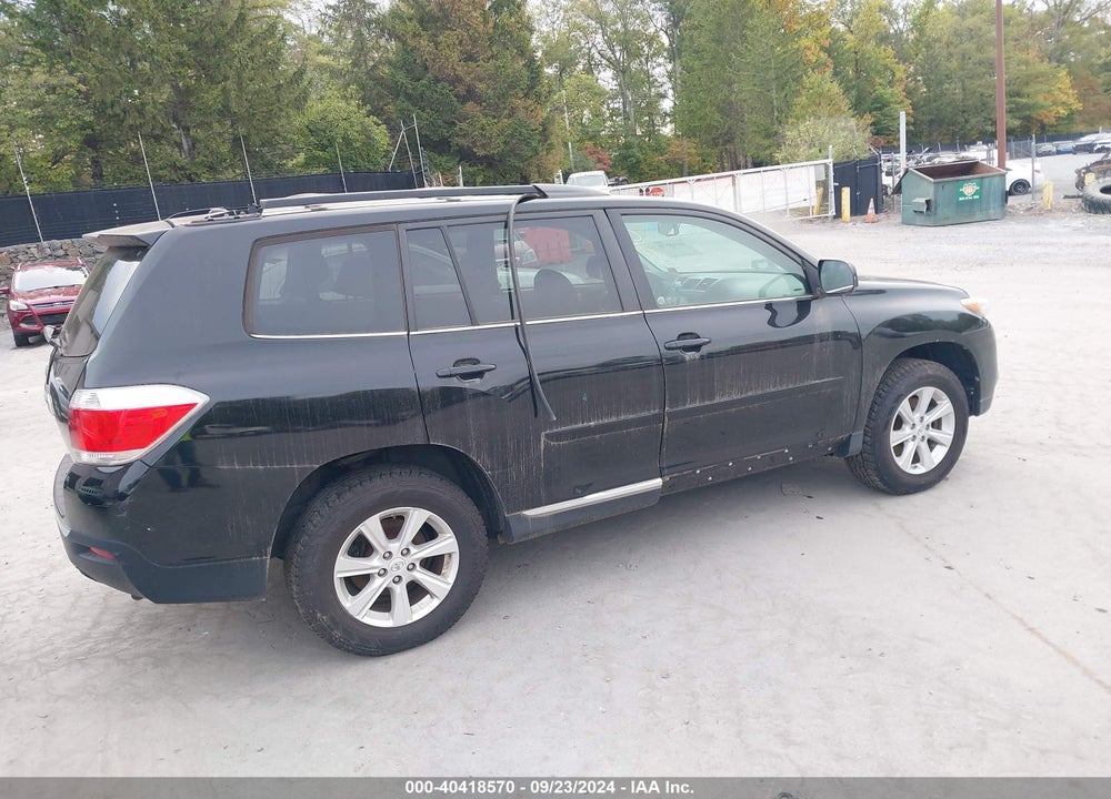 2011 TOYOTA HIGHLANDER SE V6 VIN: 5TDBK3EH0BS069922