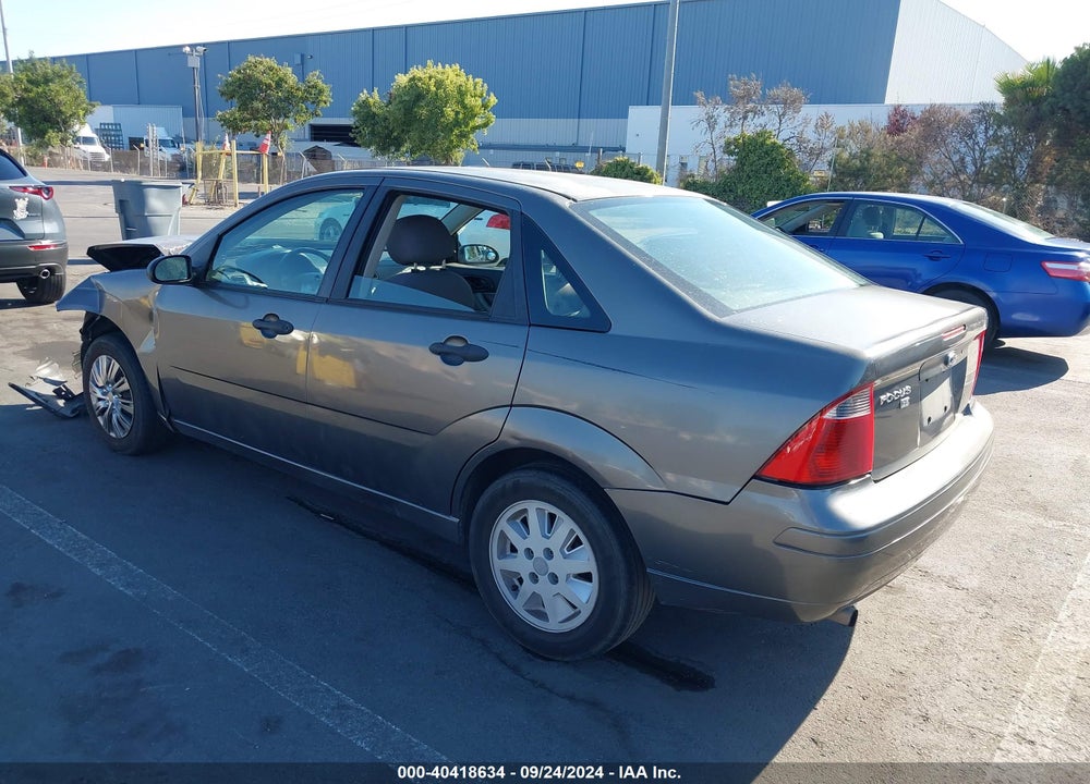 2007 FORD FOCUS S/SE/SES VIN: 1FAFP34N27W272141