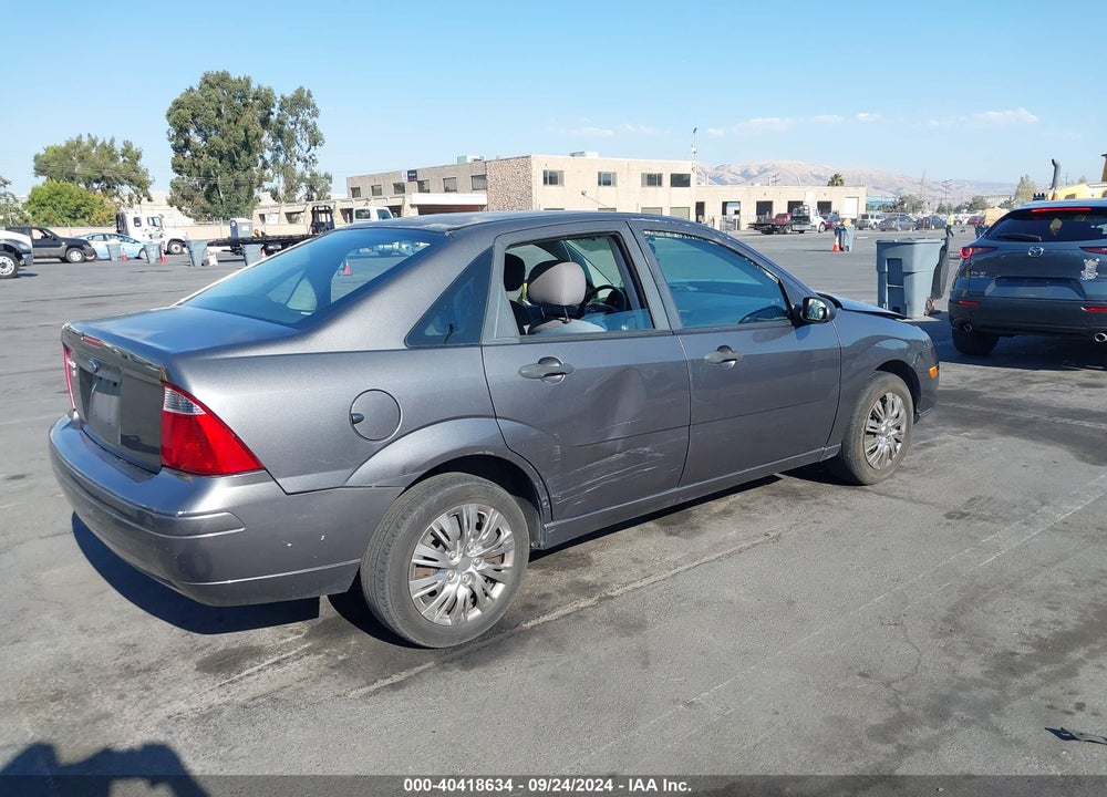 2007 FORD FOCUS S/SE/SES VIN: 1FAFP34N27W272141