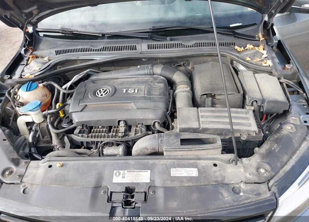 2014 VOLKSWAGEN JETTA 1.8T SEL VIN: 3VWL07AJ4EM374531
