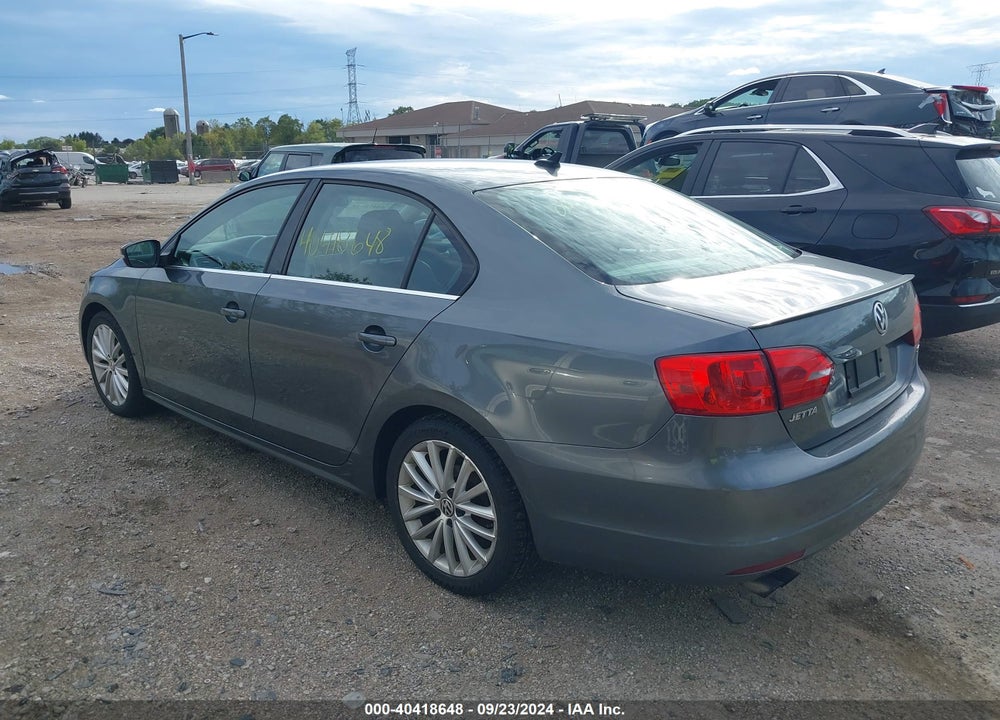 2014 VOLKSWAGEN JETTA 1.8T SEL VIN: 3VWL07AJ4EM374531