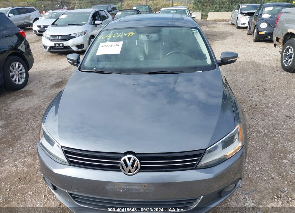 2014 VOLKSWAGEN JETTA 1.8T SEL VIN: 3VWL07AJ4EM374531