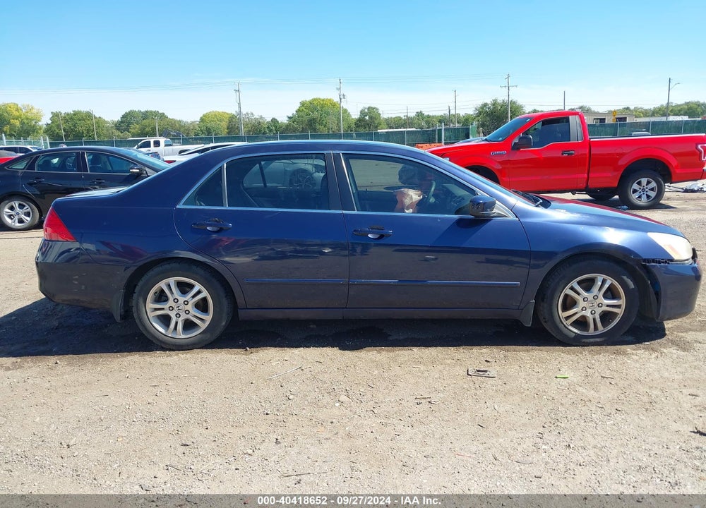 2007 HONDA ACCORD 2.4 SE VIN: JHMCM56307C005450