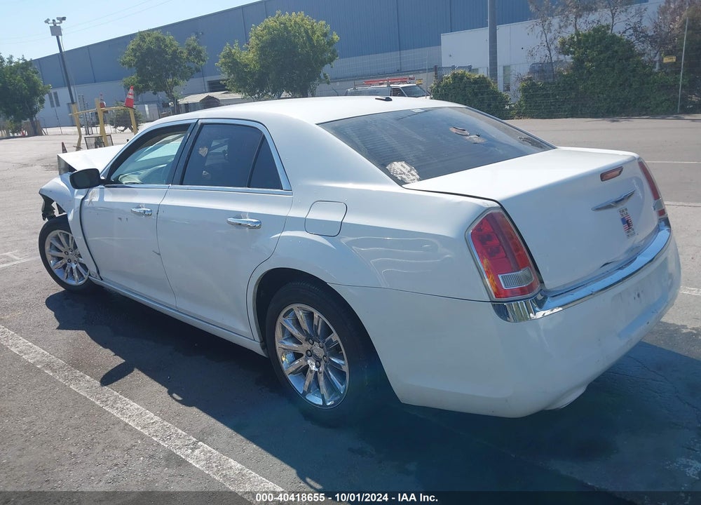 2011 CHRYSLER 300 LIMITED VIN: 2C3CA5CG2BH600912