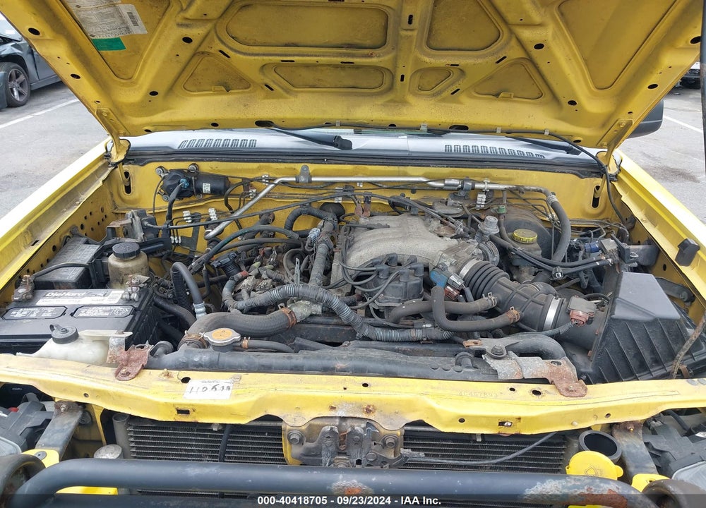 2004 NISSAN FRONTIER XE-V6 VIN: 1N6ED26Y24C467893