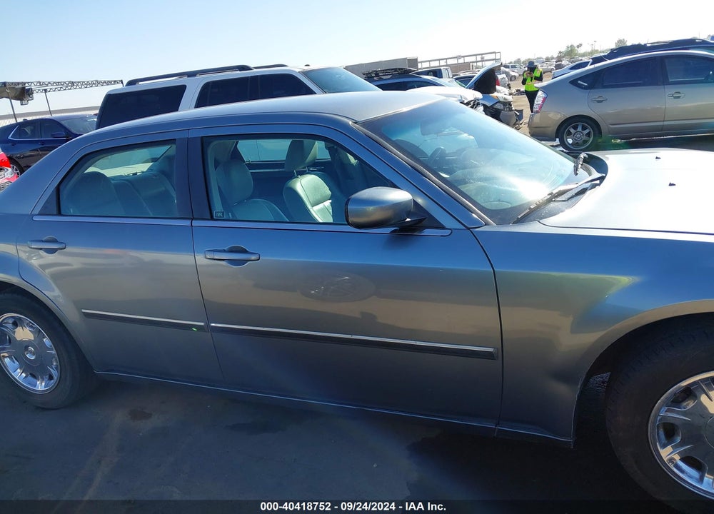 2006 CHRYSLER 300 TOURING VIN: 2C3KA53G36H271882