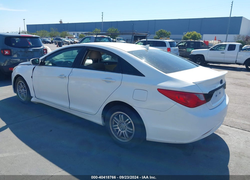2011 HYUNDAI SONATA GLS VIN: 5NPEB4AC4BHO7597O