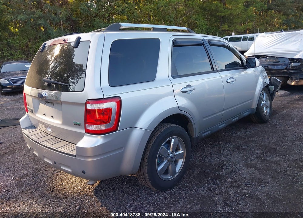 2010 FORD ESCAPE LIMITED VIN: 1FMCU0EG3AKB93477