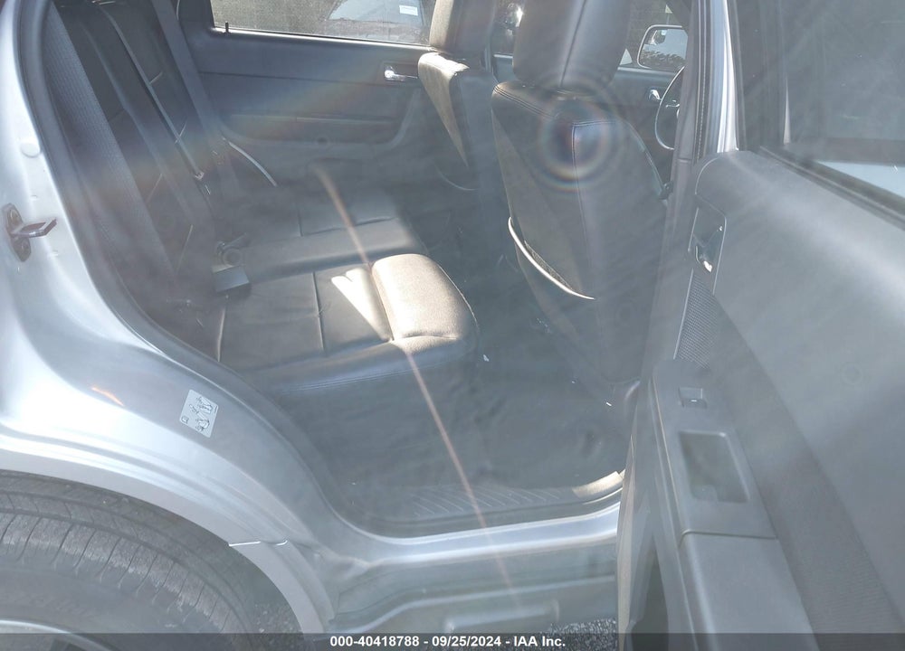 2010 FORD ESCAPE LIMITED VIN: 1FMCU0EG3AKB93477