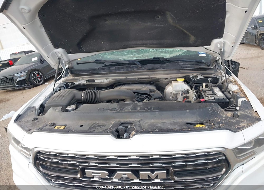 2020 RAM 1500 LIMITED 4X4 5'7 BOX VIN: 1C6SRFHT1LN407596