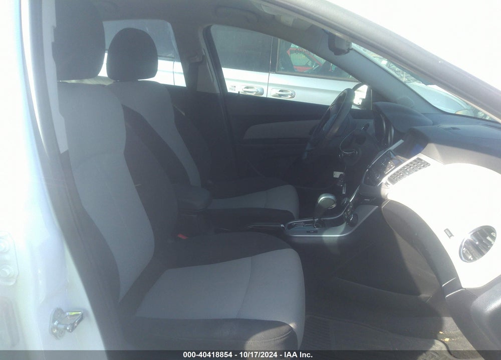2011 CHEVROLET CRUZE LS VIN: 1G1PC5SH7B7132312