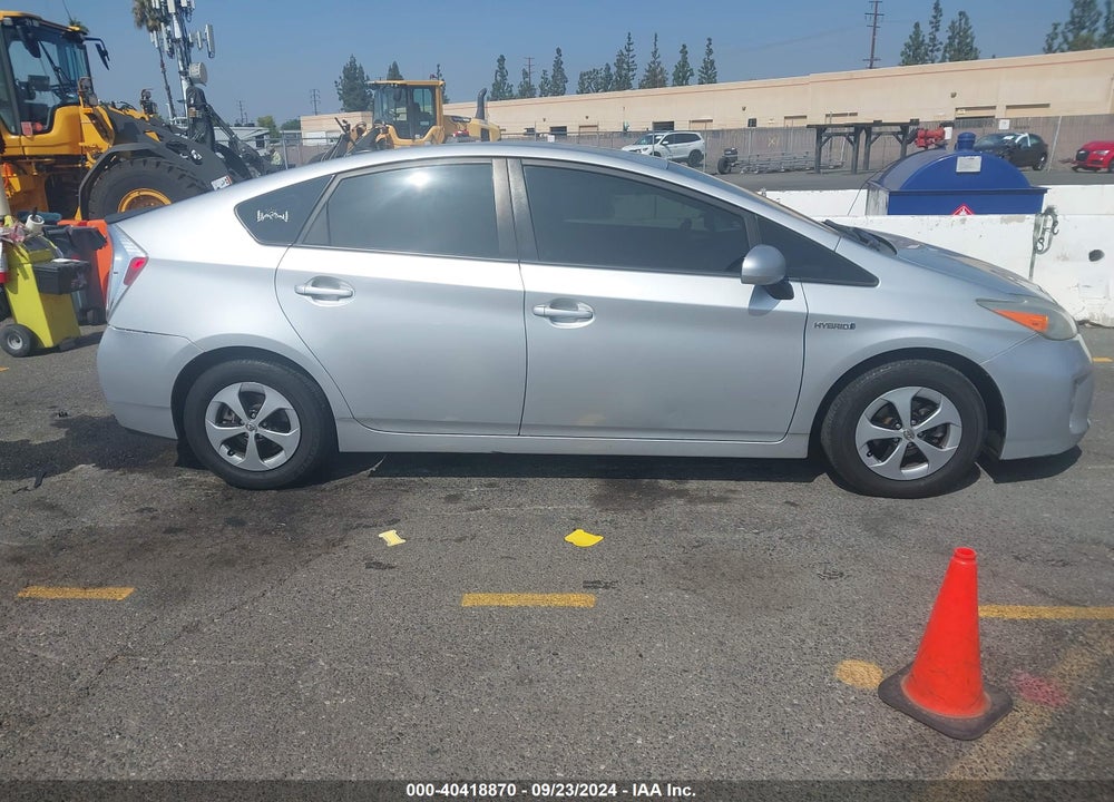 2015 TOYOTA PRIUS THREE VIN: JTDKN3DU1F0484519