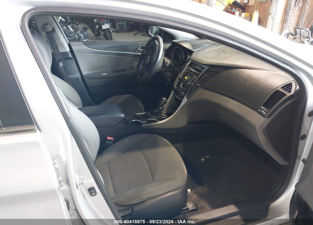 2011 HYUNDAI SONATA GLS VIN: 5NPEB4AC7BH078684
