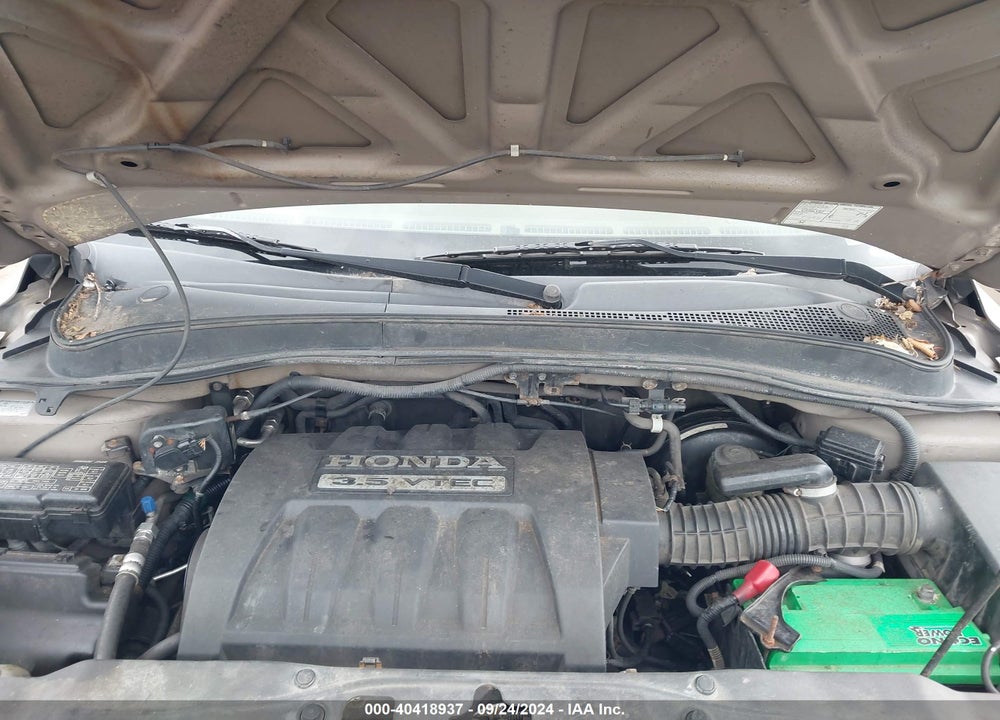 2005 HONDA PILOT EX-L VIN: 5FNYF18585B067588