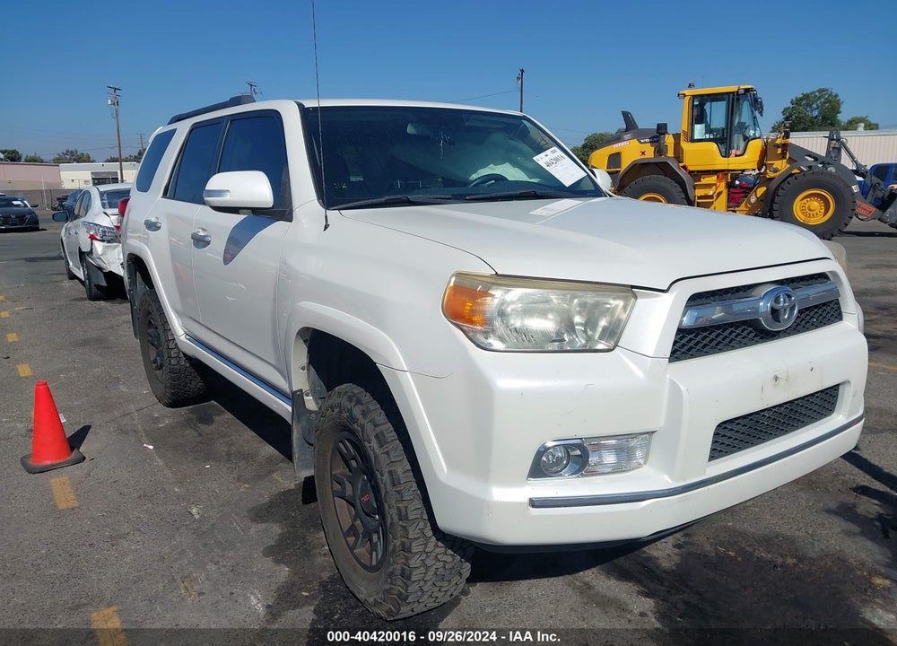 2011 TOYOTA 4RUNNER SR5 V6 VIN: JTEZU5JR9B5027396