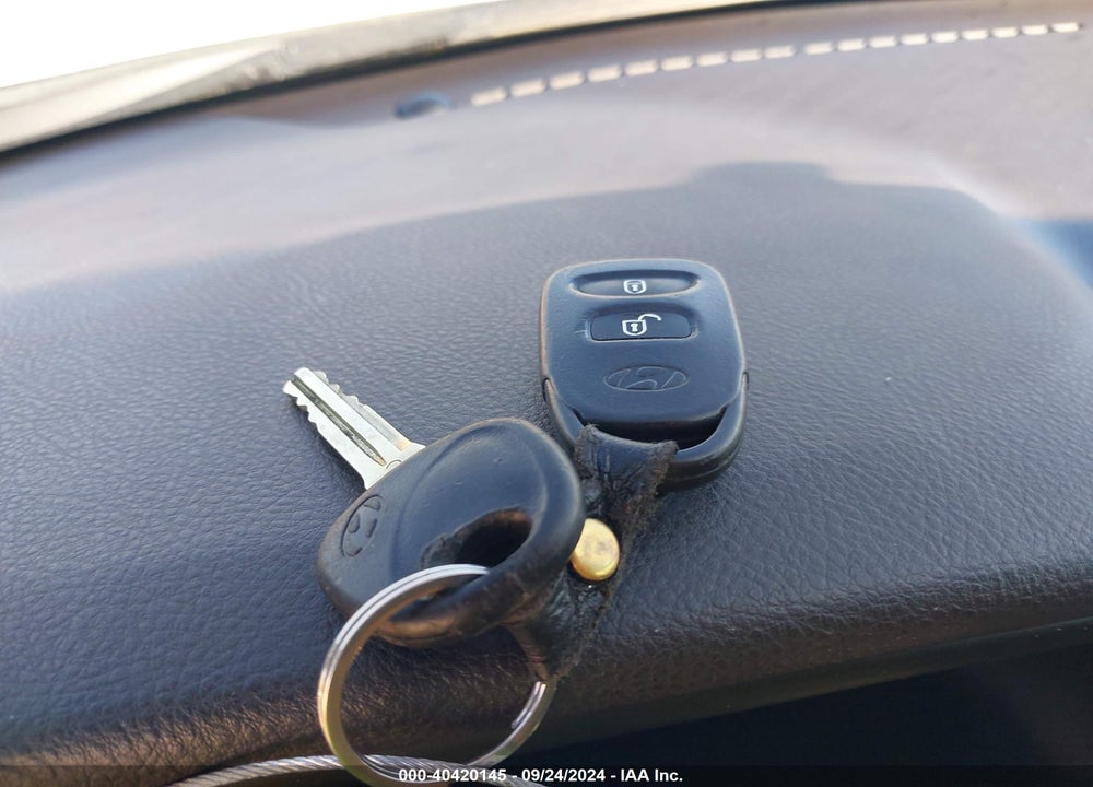 2010 HYUNDAI SANTA FE GLS VIN: 5NMSGDAB4AH336196