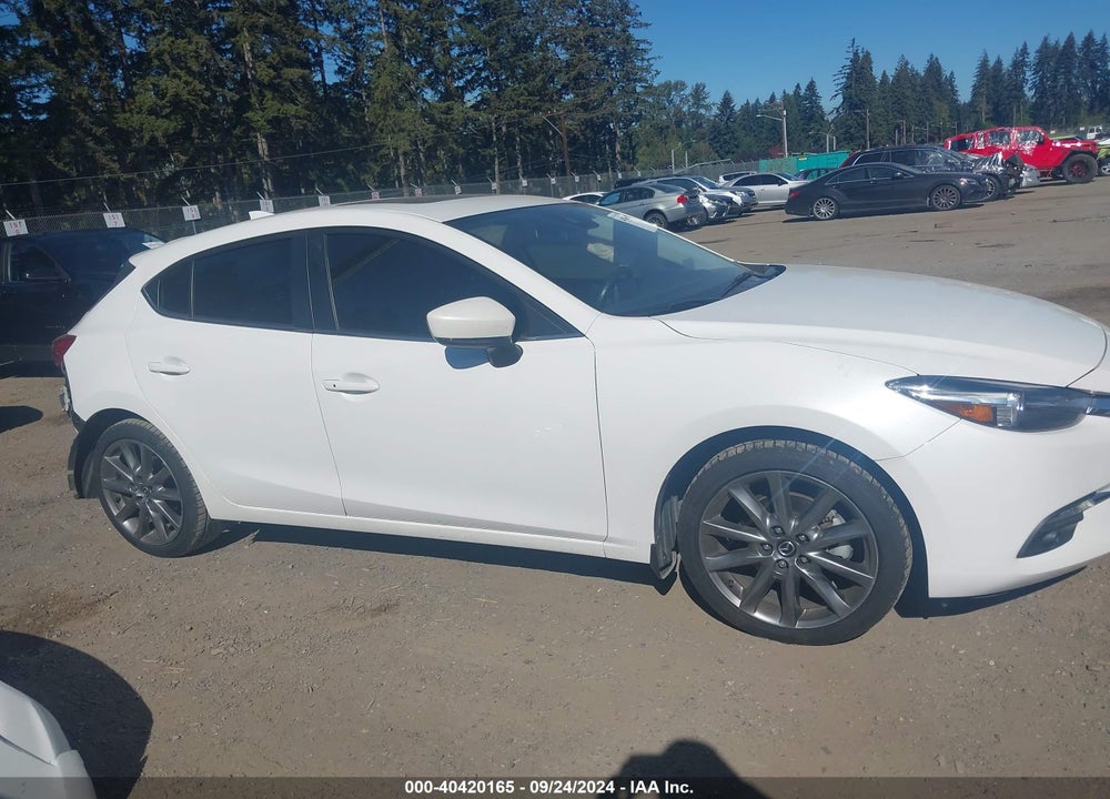 2018 MAZDA 3 GRAND TOURING VIN: 3MZBN1M32JM253322