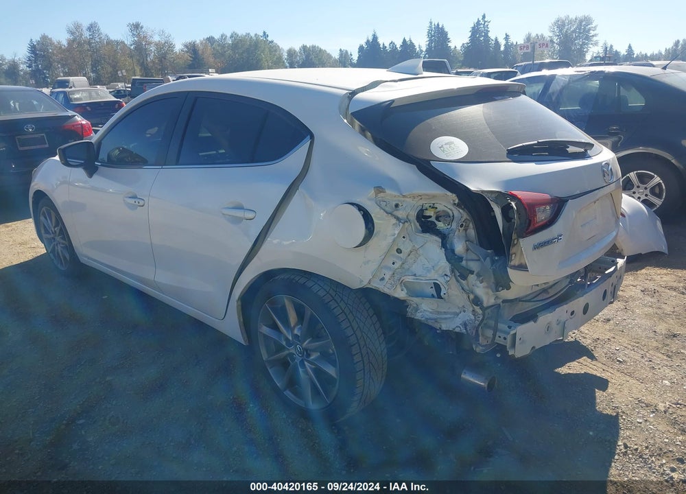 2018 MAZDA 3 GRAND TOURING VIN: 3MZBN1M32JM253322