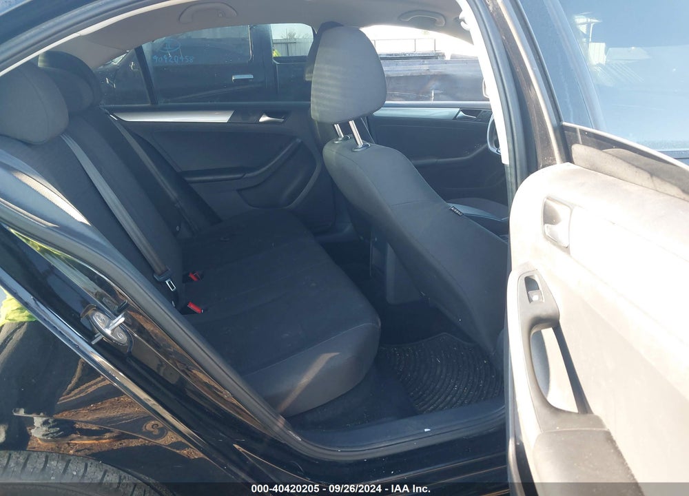 2016 VOLKSWAGEN JETTA 1.4T SE VIN: 3VWD67AJ1GM365047