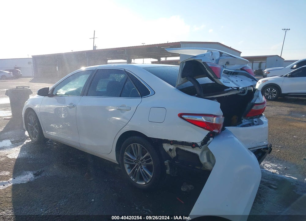 2016 TOYOTA CAMRY SE VIN: 4T1BF1FK2GU155296