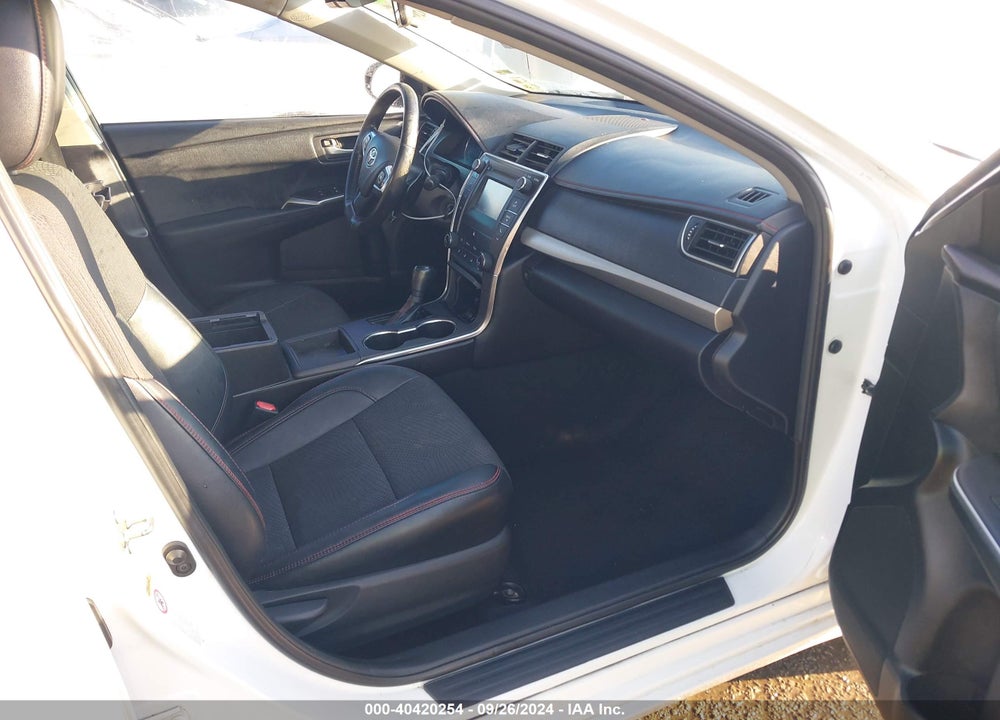 2016 TOYOTA CAMRY SE VIN: 4T1BF1FK2GU155296